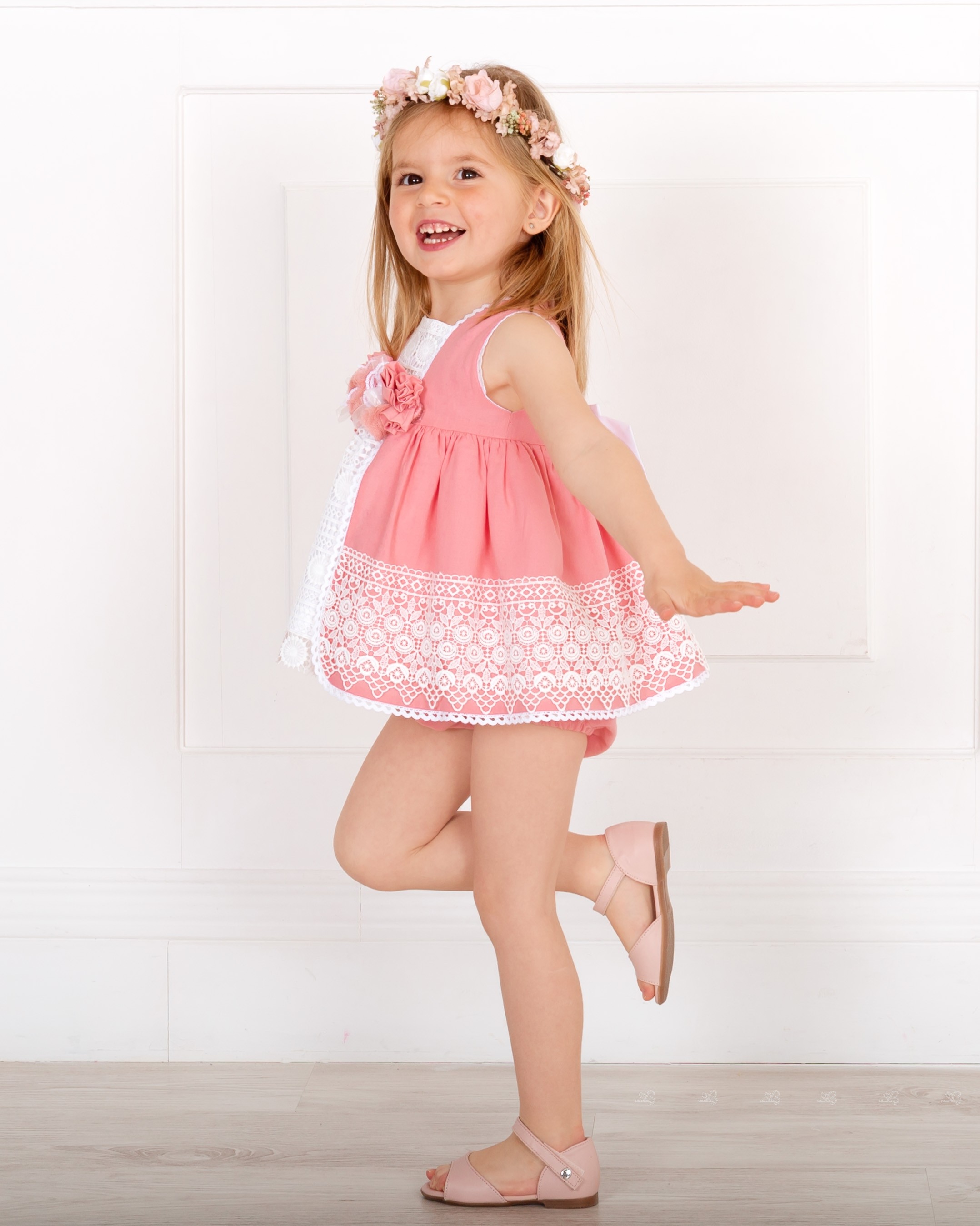 Nini Moda Infantil Baby Girls Pink & White Broderie 2 Piece Dress Set |  Missbaby