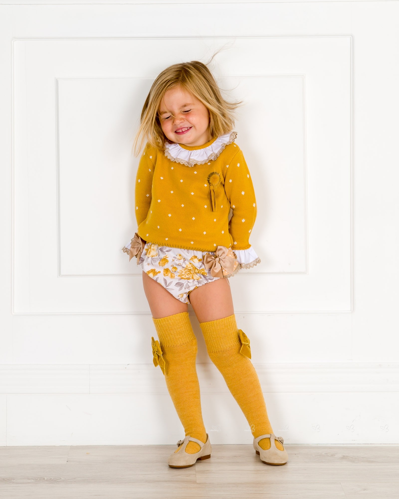 girls mustard outfit